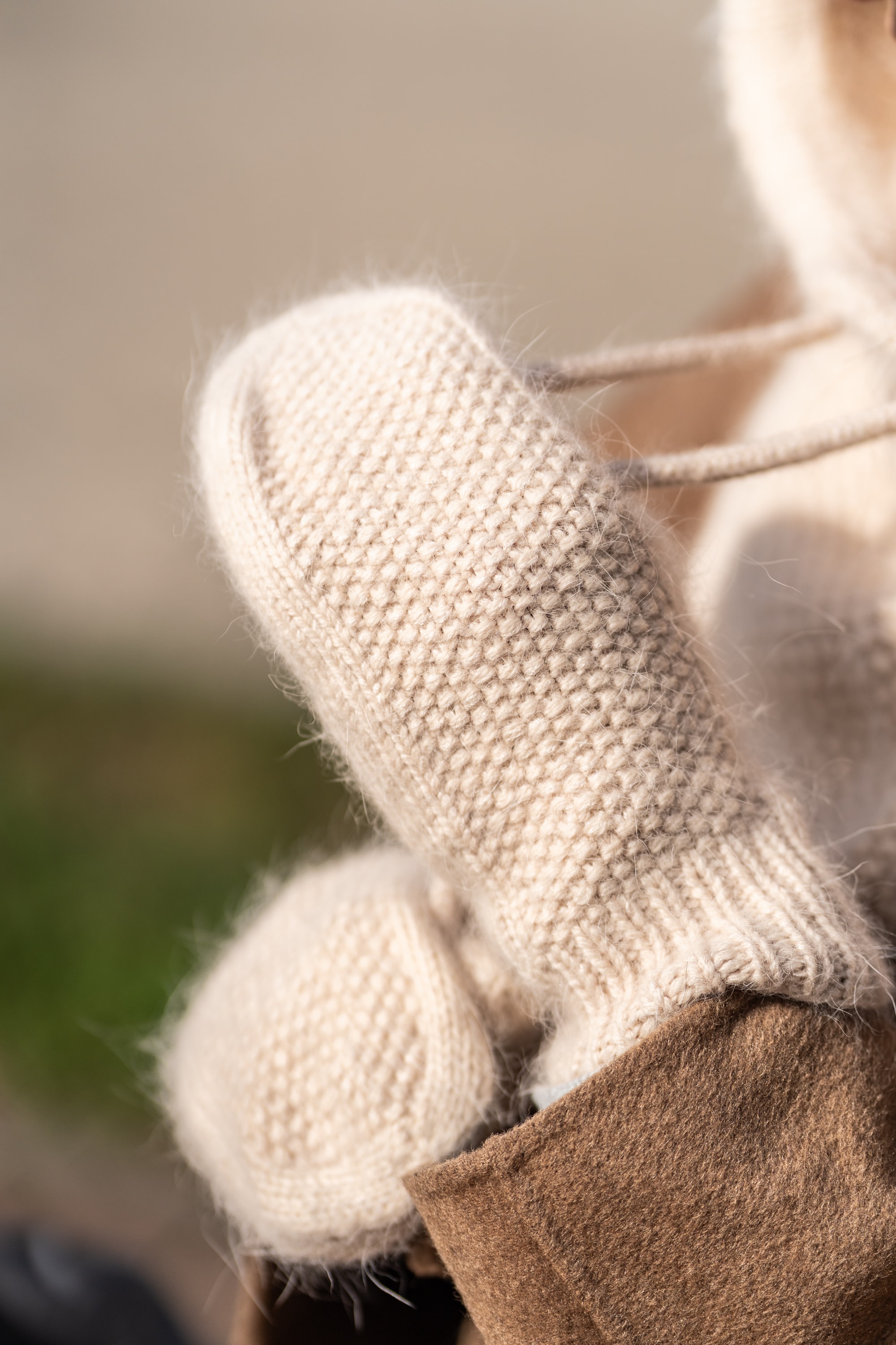 ALVA MITTENS — image 2